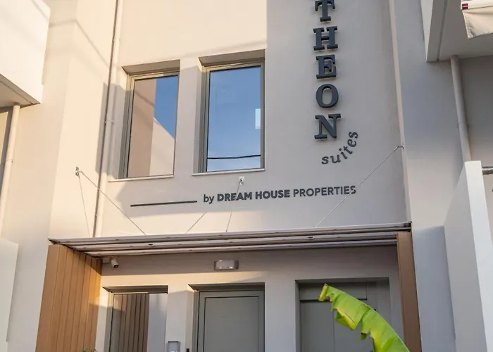 Pantheon Gaitis Návplio